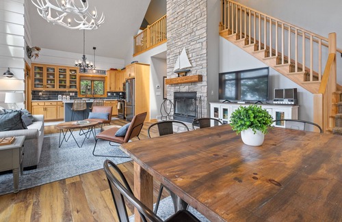 Sturgeon Bay House | Stunning Waterfront Home! 15 Minutes from Sturgeon Bay!