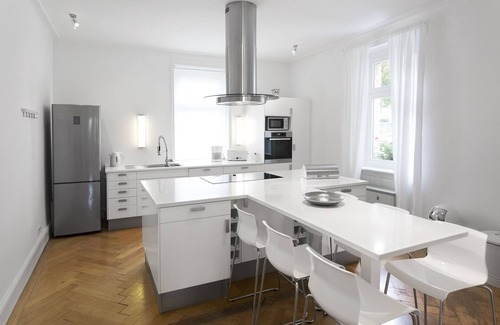 Kernerviertel Apartment | Stuttgart-Mitte and yet a view of the countryside!