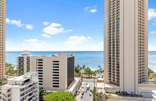 Waikiki Apartment | Stylish 1-BR Condo with Breathtaking Ocean Views