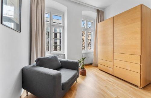 Mitte Apartment | Stylish 120sqm Appartment in Berlin-Mitte