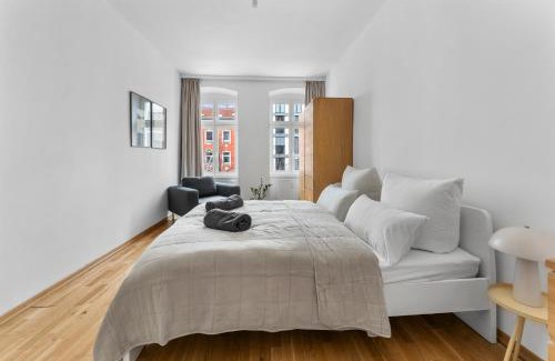 Mitte Apartment | Stylish 120sqm Appartment in Berlin-Mitte