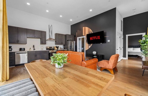 Talbot's Corner Apartment | Stylish 1BR Apt – Perfect for Game Night, Sleeps 6