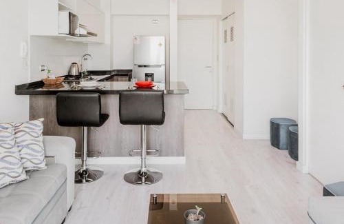 Surquillo Apartment | Stylish 1BR Great View in Surquillo