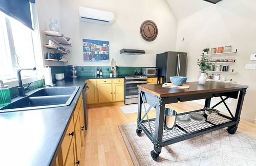 Saint John House | Stylish 2-Bedroom Getaway at The Red Door | Modern Amenities & Cozy Vibes