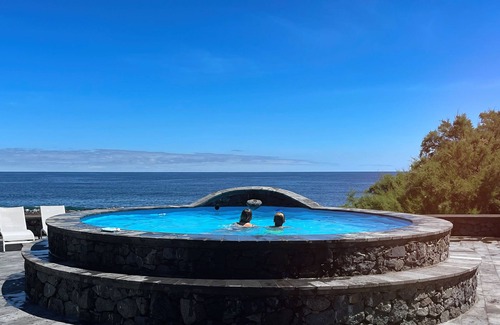 Calheta House | Stylish 2 Bedroom Stone House With Stunning Views, São Jorge, Azores (Vista)