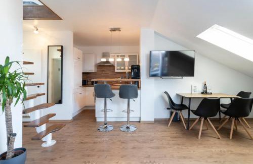 Muhlenberg Apartment | Stylish 2 Room Maisonette Hannover - Contactless Check-In
