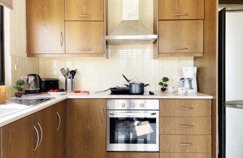 Larnaca City Centre Apartment | Stylish 2BR Apartment with Balcony and Parking near Saint Lazarus and Finikoudes Beach