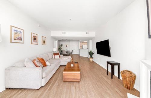 Marina del Rey Apartment | Stylish 2BR with Marina Views & Pool