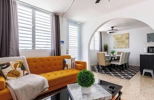 Machos House | Stylish 3 Bed/2Bath Sleeps 6 - Private Pool - Solar Panels