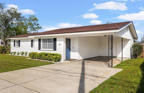 Lynn Haven House | Stylish 3BR/2BA House Minutes from PCB - Book now!