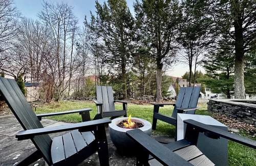 Windham House | Stylish 3BR Getaway – 3 Minutes to Windham Mountain Resort, AC & WiFi Included!