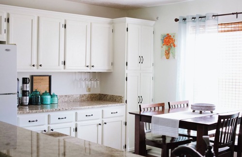 Dadeville House | Stylish 3BR Retreat on Lake Martin