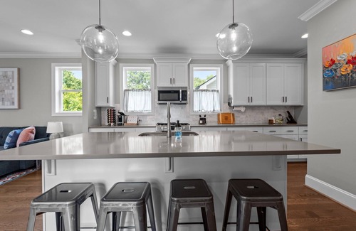 Southwest Raleigh House | Stylish 4BR Escape Arcade Games Near NC State, Lenovo & Fairgrounds