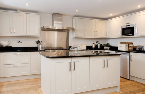 Blackwell in the Peak House | Stylish 7 bedroom Victorian townhouse in the heart of the spa town of Buxton