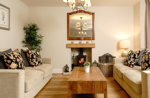 Blackwell in the Peak House | Stylish 7 bedroom Victorian townhouse in the heart of the spa town of Buxton