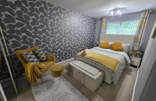 Leeds Apartment | Stylish and Comfortable Home