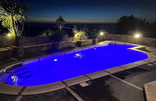 Laureana Cilento House | Stylish and high quality vacation home on the hill of Laureana Cilento with beautiful sea view.