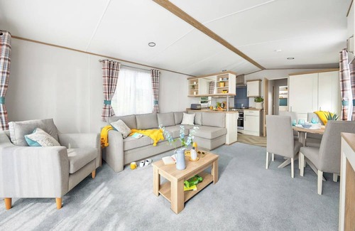 Ludchurch House | Stylish and modern 12ft-wide caravan with one double and one twin.