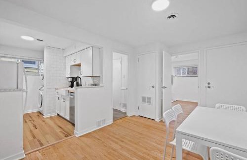 Pittsburgh Apartment | Stylish and Modern 2Bdr Apartment in Millvale/Lawrenceville