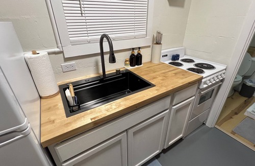Moncks Corner Apartment | Stylish and Simplistic 1-Bedroom, 2-bathroom apartment at Locklairs Landing.