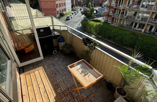 Oslo Apartment | Stylish and spacious flat with balcony at Bjølsen, Oslo