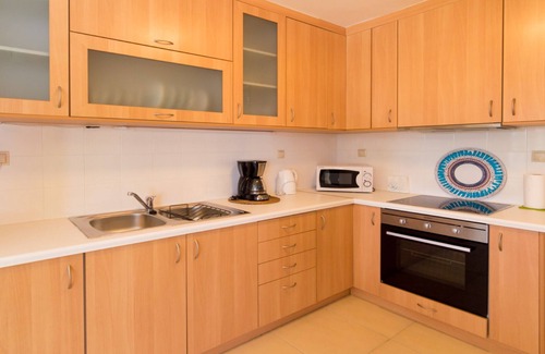 Skotino Apartment | Stylish Apartment Close To The Beach