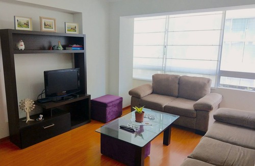 San Antonio Apartment | Stylish apartment in the heart of Miraflores