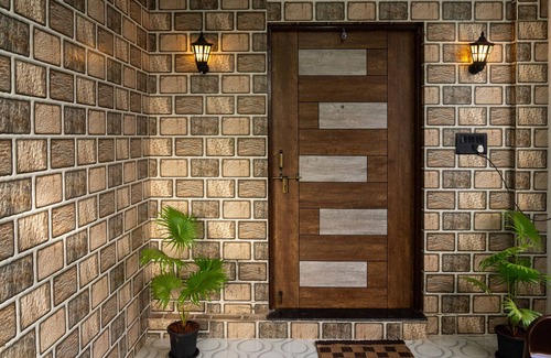 Siolim Apartment | Stylish apartment on Goa's most happening stretch, bang on the Chapora River,