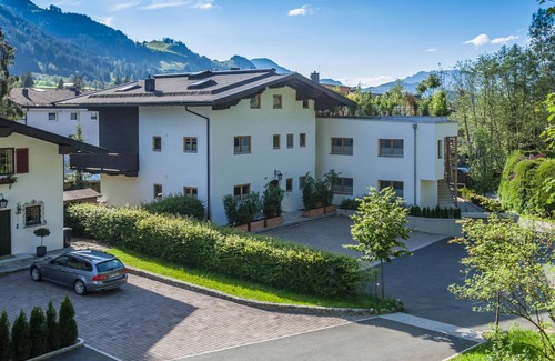 Kitzbuehel Apartment | Stylish apartment with garden in Kitzbühel