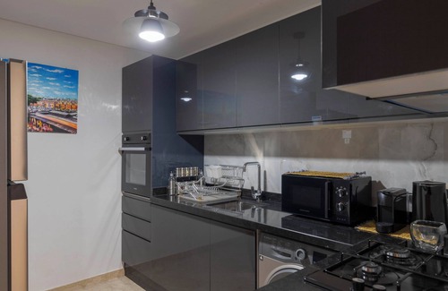 Semlalia Apartment | Stylish apartment with swimming pool, sauna and hammam in central Marrakech