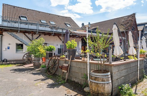 Herdecke Apartment | Stylish apartment with balcony and view over the old town in Herdecke