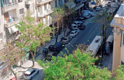 Mousio Apartment | Stylish Apartment with City Views near Athens’ Top Attractions