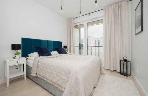 Ursus Apartment | Stylish Apartments with Parking by Noclegi Renters