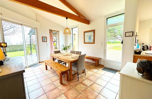 Le Bugue House | Stylish architect house with mature garden private pool. A real gem