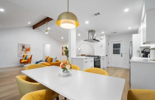 North Austin Civic Association House | Stylish Austin Escape 4BR, 2BA, Minutes from Domain, Q2 Stadium
