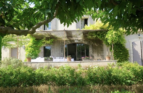 Paradou Villa | Stylish Big Country House with large heated Magnesium Pool full aircon Paradou