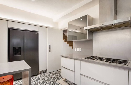 Downtown Cancun Villa | Stylish Cancún Villa · Rooftop & Pool Oasis