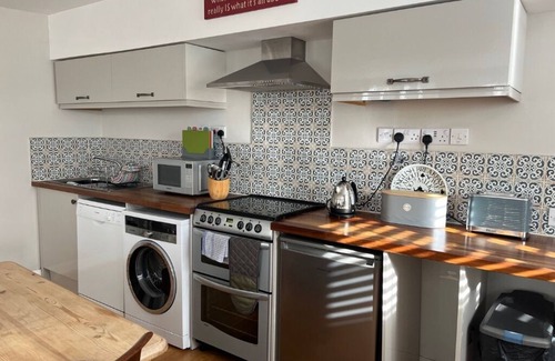 Piddletrenthide Cottage | Stylish Cottage Escape in Piddlehinton, West Dorset. Pet friendly!
