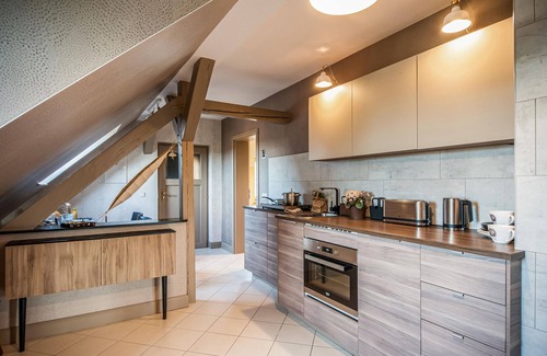 Gernrode Apartment | Stylish vacation apartment with historic charm in a lavishly renovated townhouse.