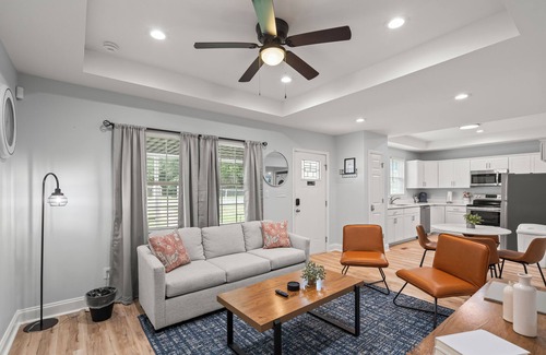 Gastonia House | Stylish Downtown Gastonia Stay – 2BR/2BA w/King + Queen
