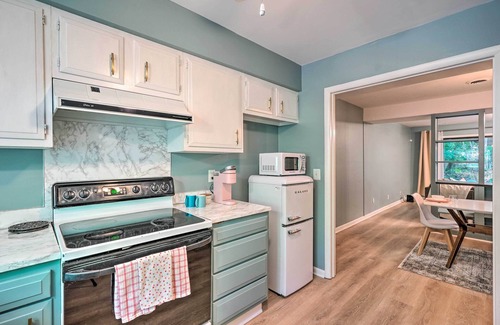 North Garrett Road House | Stylish Durham Townhome < 5 Mi to Downtown!