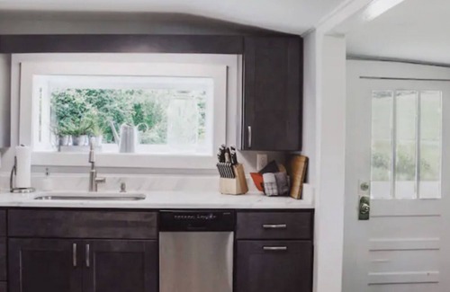 Asheville House | Stylish Farmhouse w/Pond! Enjoy Nature While Being Close to Downtown