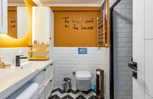 Moda Apartment | Stylish Flat near Popular Attractions in Moda