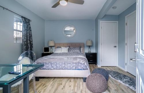 Hollywood Apartment | Stylish Guesthouse in the Heart of Hollywood with Free Parking