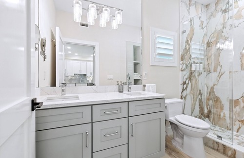 Central Sarasota Apartment | Stylish Gulfside Sarasota Suite – Near the Sand