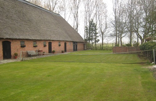Zuidzande House | Stylish Holiday Home in Zuidzande with Sauna