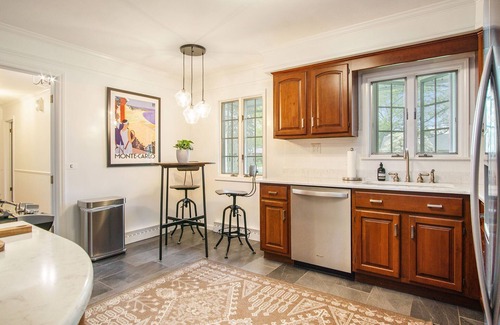 South Bend House | Stylish Home Less than a Mile from Notre Dame! Perfect for Entertaining!