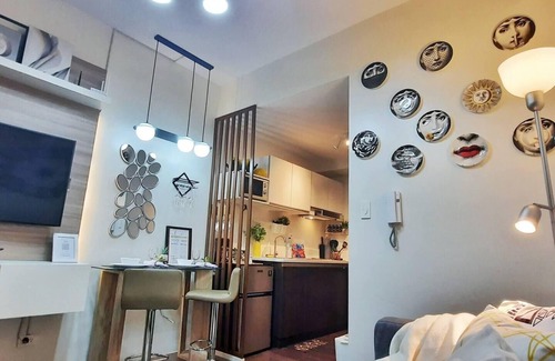 San Antonio Apartment | Stylish&Homey1-Br Apartment in Makati