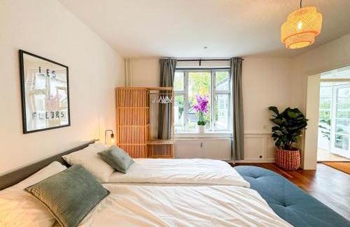 Abyhøj Apartment | Stylish house in Århus with private entrance