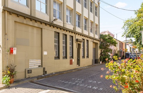 Ultimo Apartment | Stylish Inner City 2-Bed Unit by Fig Lane Park